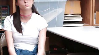 Carolina Sweets blowjob the LP Officers thick cock Thumbnail