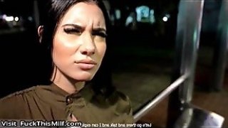 Ambar pradax kolumbijsk diev a akceptuje tvrd jebanie v menou za to, e nep jde domov autobusom.xticfq Thumbnail